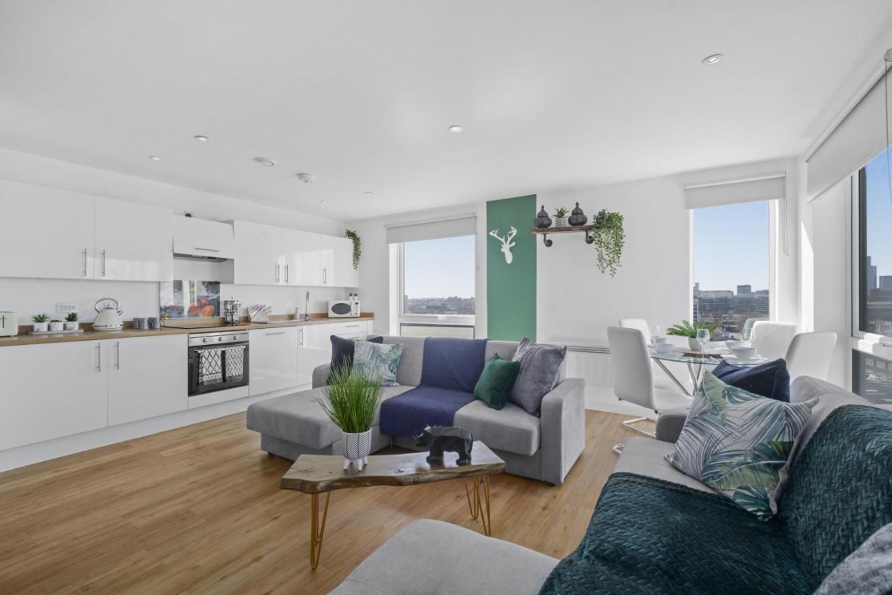 Stunning City Centre Penthouse - Sleeps 10 - Parking Manchester Exterior photo